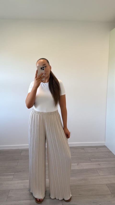 Spodnie Plisy Beżowe
