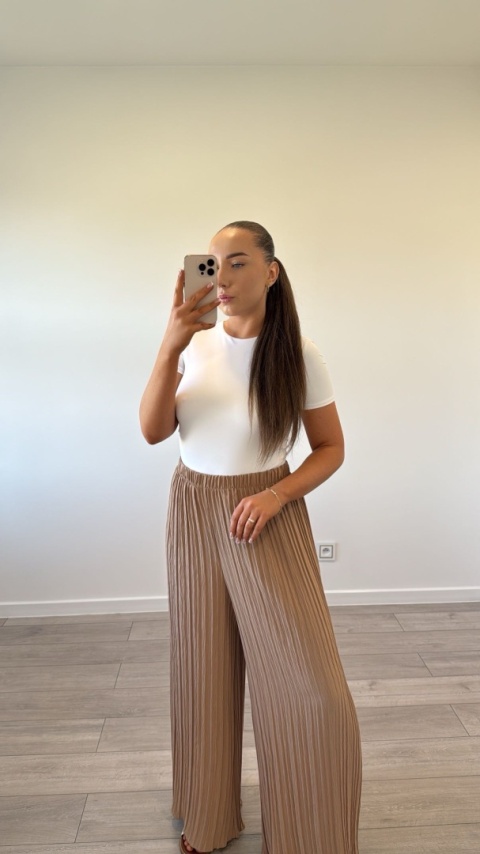 Spodnie Plisy Karmelowe