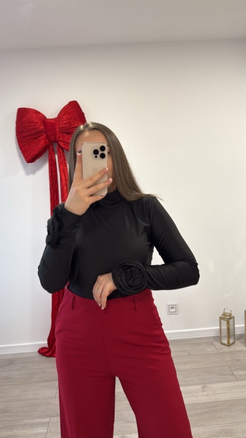 Bluzka z Różami Aura