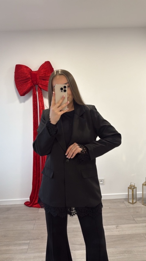 Marynarka z Wykończeniem Koronkowym Bella